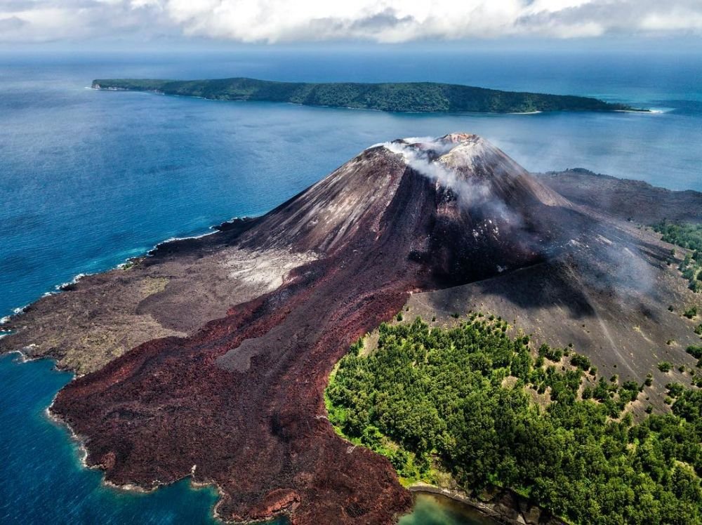1. Pencarian Lima Jurnalis yang Hilang Saat Liput Erupsi Anak Krakatau Terus Diperluas